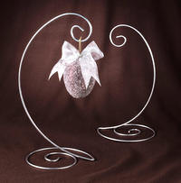 Spiral Bottom Ornament Stand in Silver Finish (Ornaments & Stands)